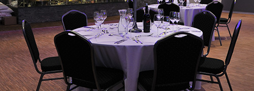 Stapelstühle von Worldwide Seating